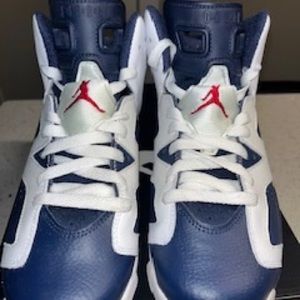 Nike Air Jordan 6 Retro